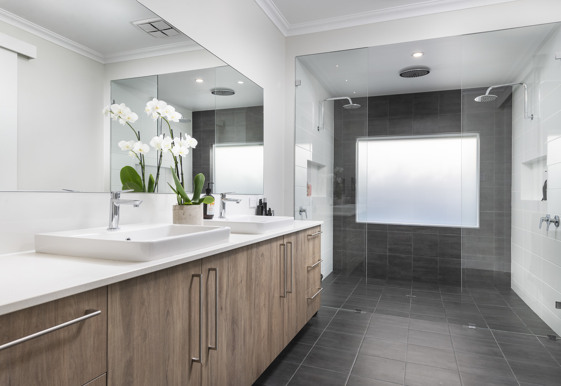 Wembley Harborne St. bathroom