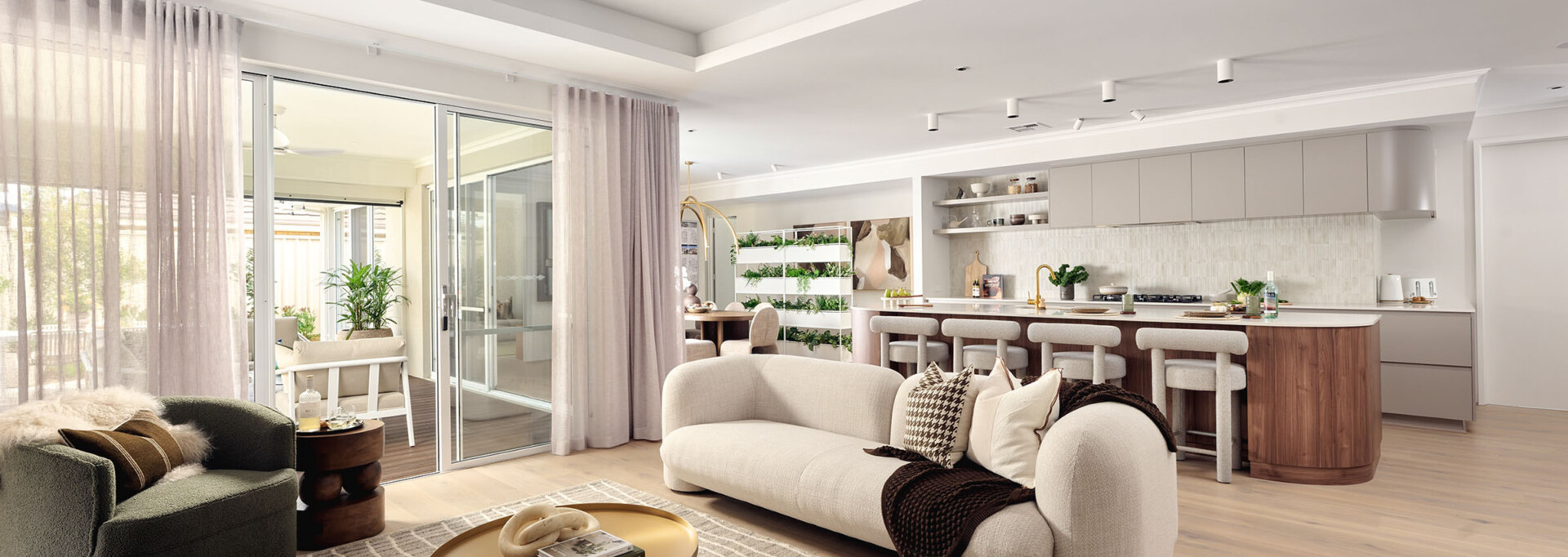 12.5m Wide House Designs from Dale Alcock Homes Perth